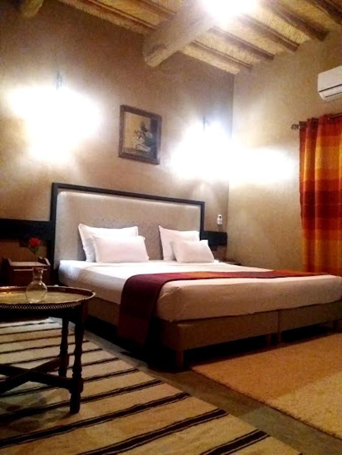 Kasbah Dar Bahnini Hostel Skoura Kamer foto