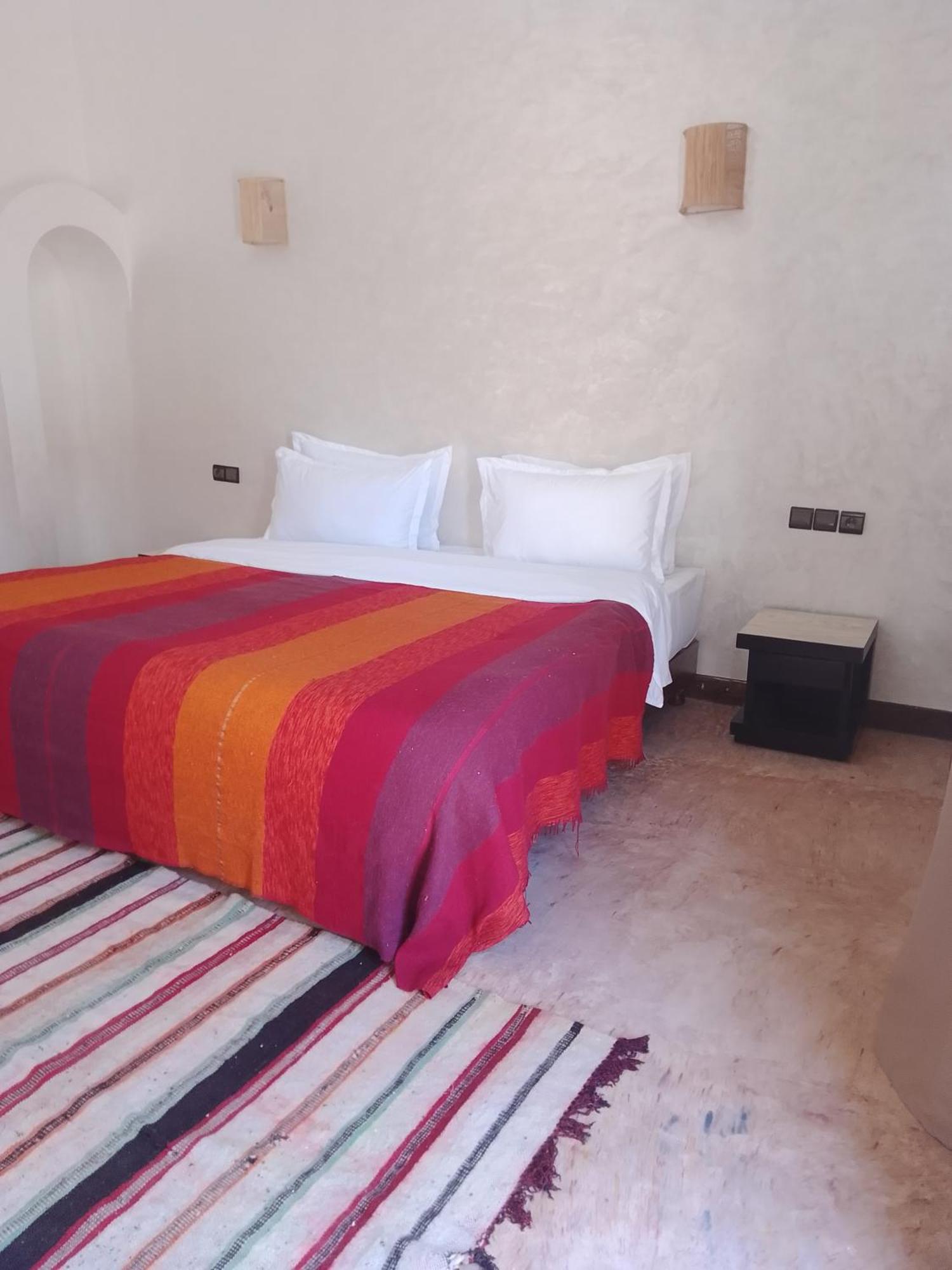 Kasbah Dar Bahnini Hostel Skoura Buitenkant foto